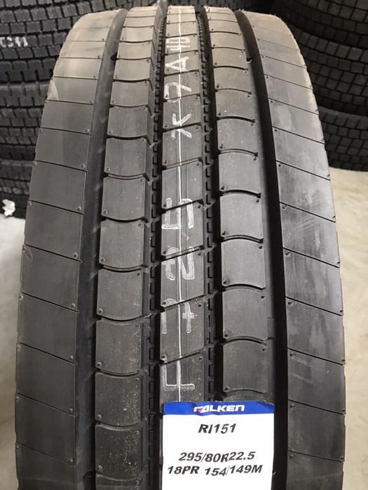 1430netto Opona FALKEN JAPONIA 295/80 R22.5  RI151  autobus przód M+S