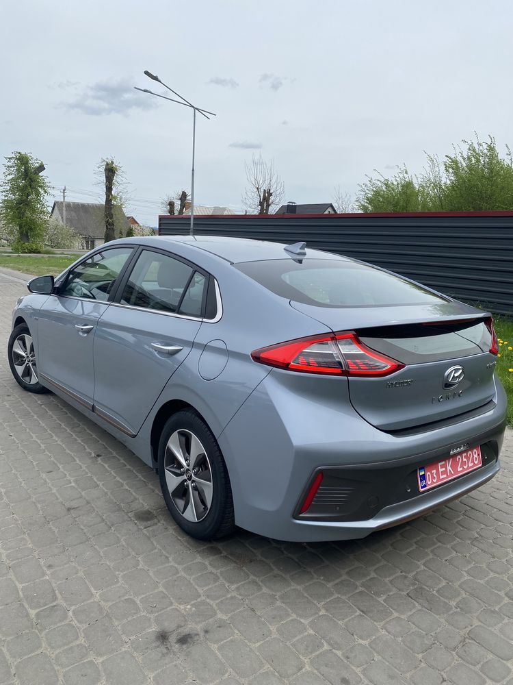 Продам Hyundai ioniq premium TOP!!!