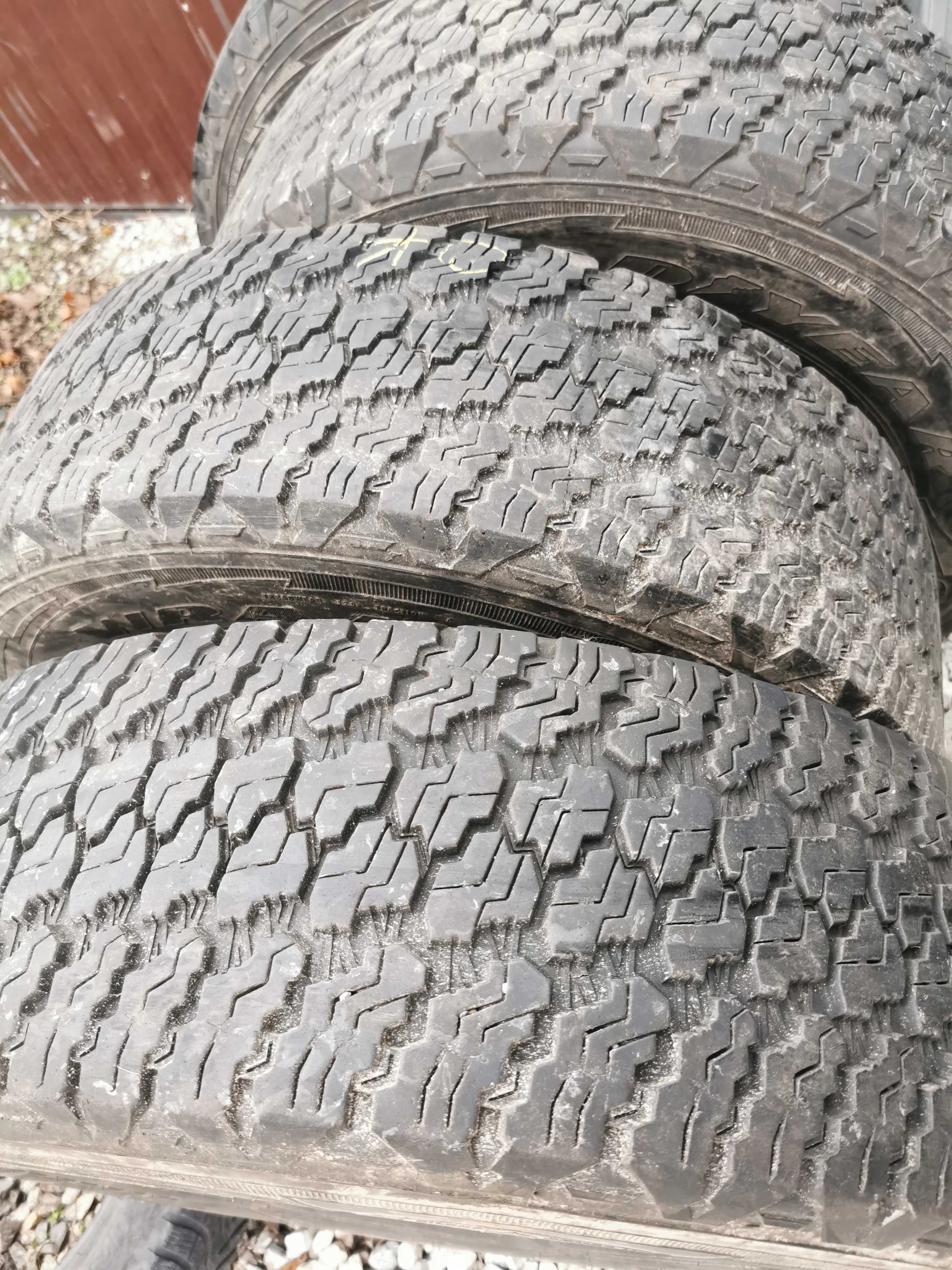 4 szt Goodyear wrangler