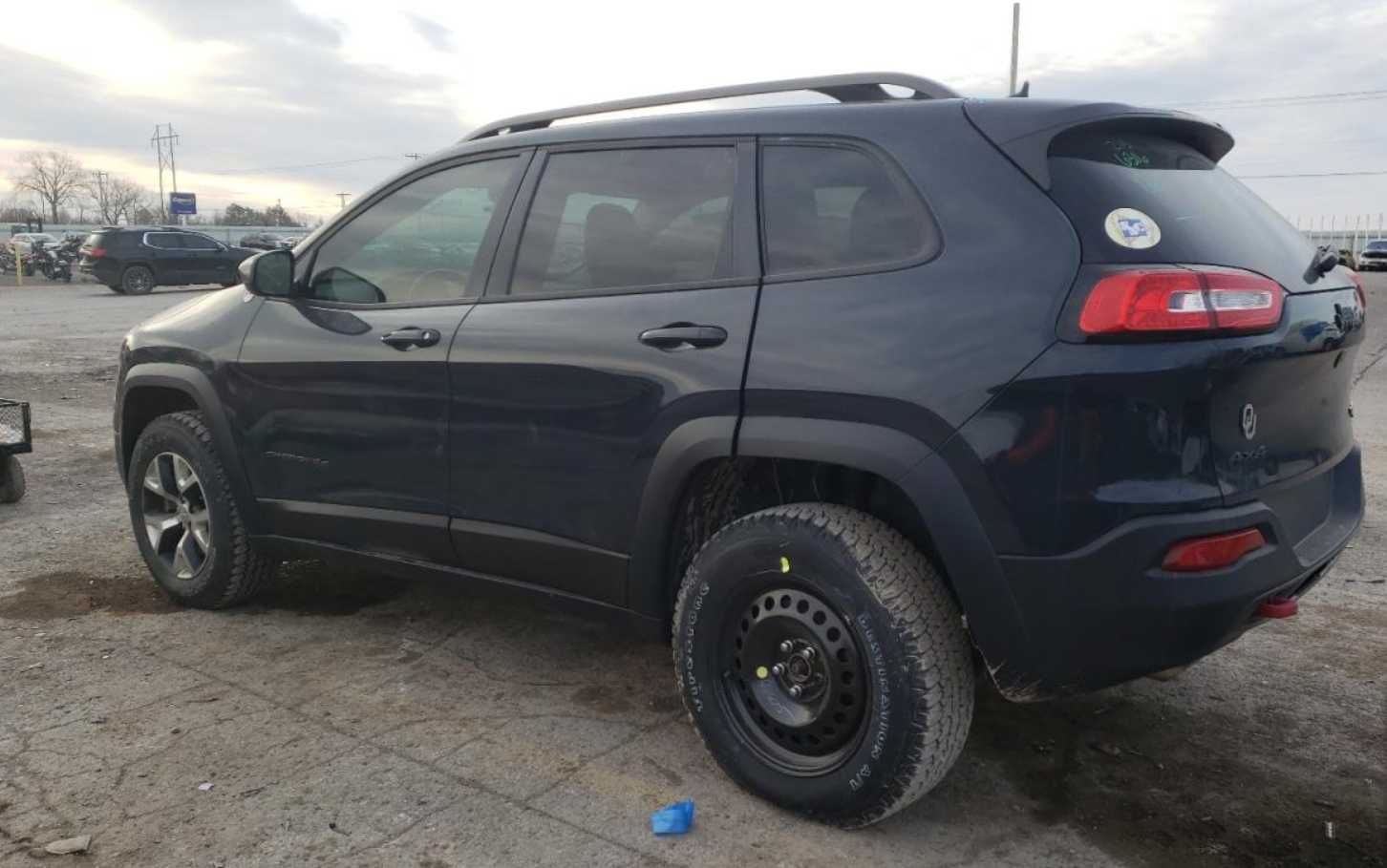 Jeep Cherokee kl Trailhawk Разборка Бампер Задній з партроніками