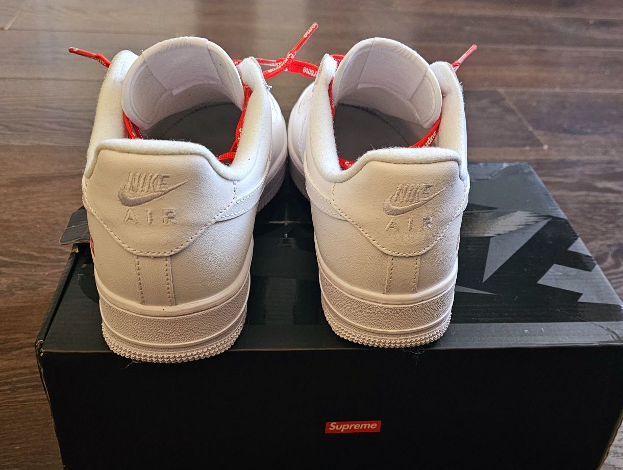 NIKE Air Force 1  Supreme Białe r.43