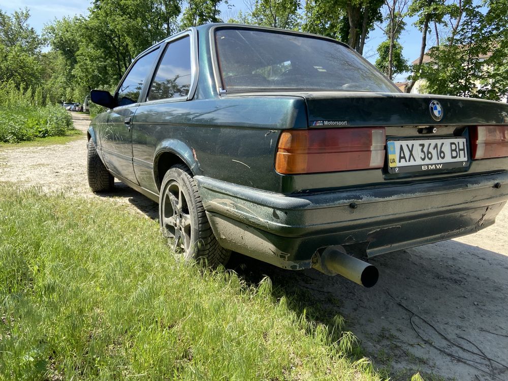 BMW E30 cupe 1983