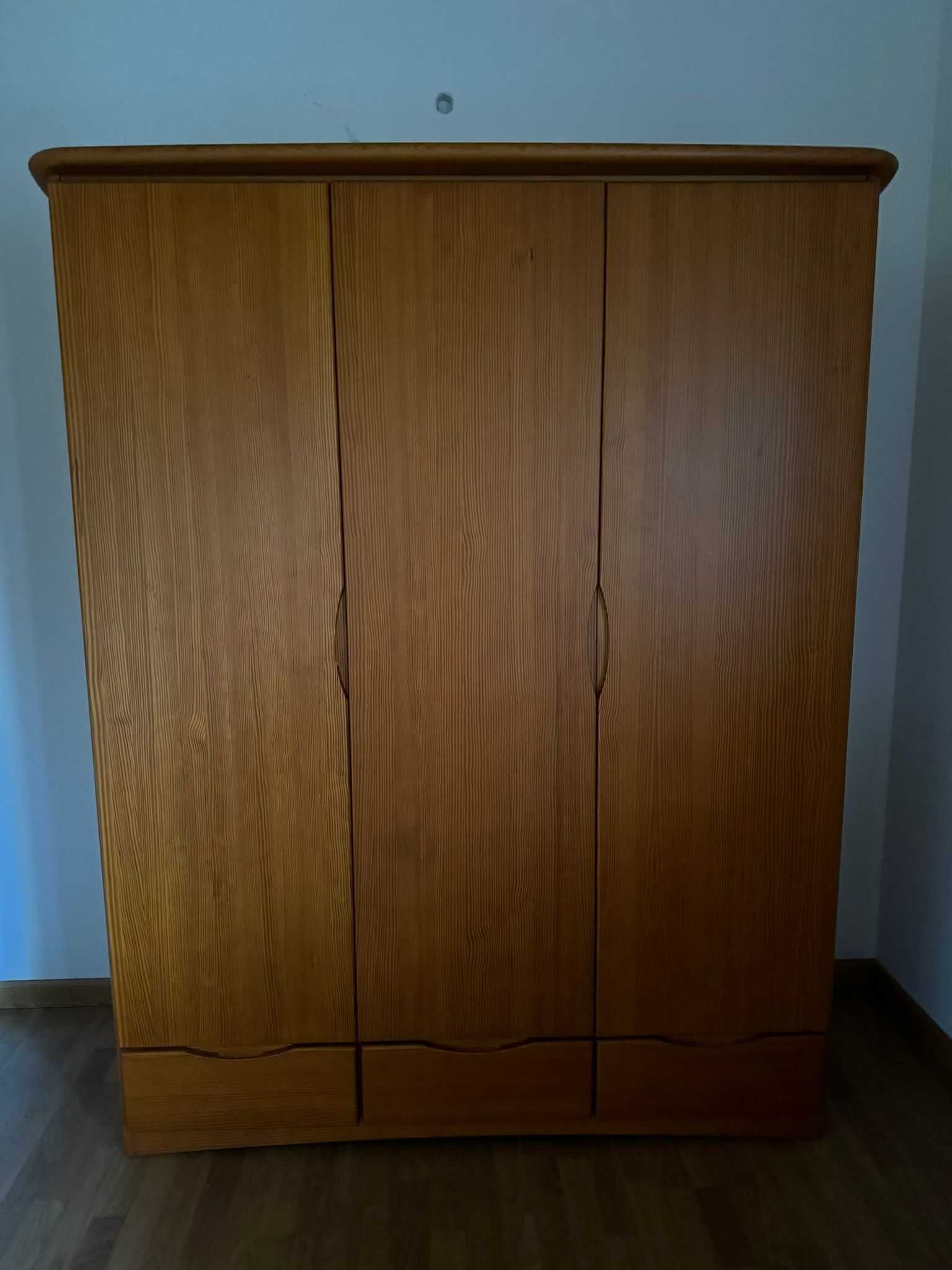 Conjunto de Quarto Completo à Venda