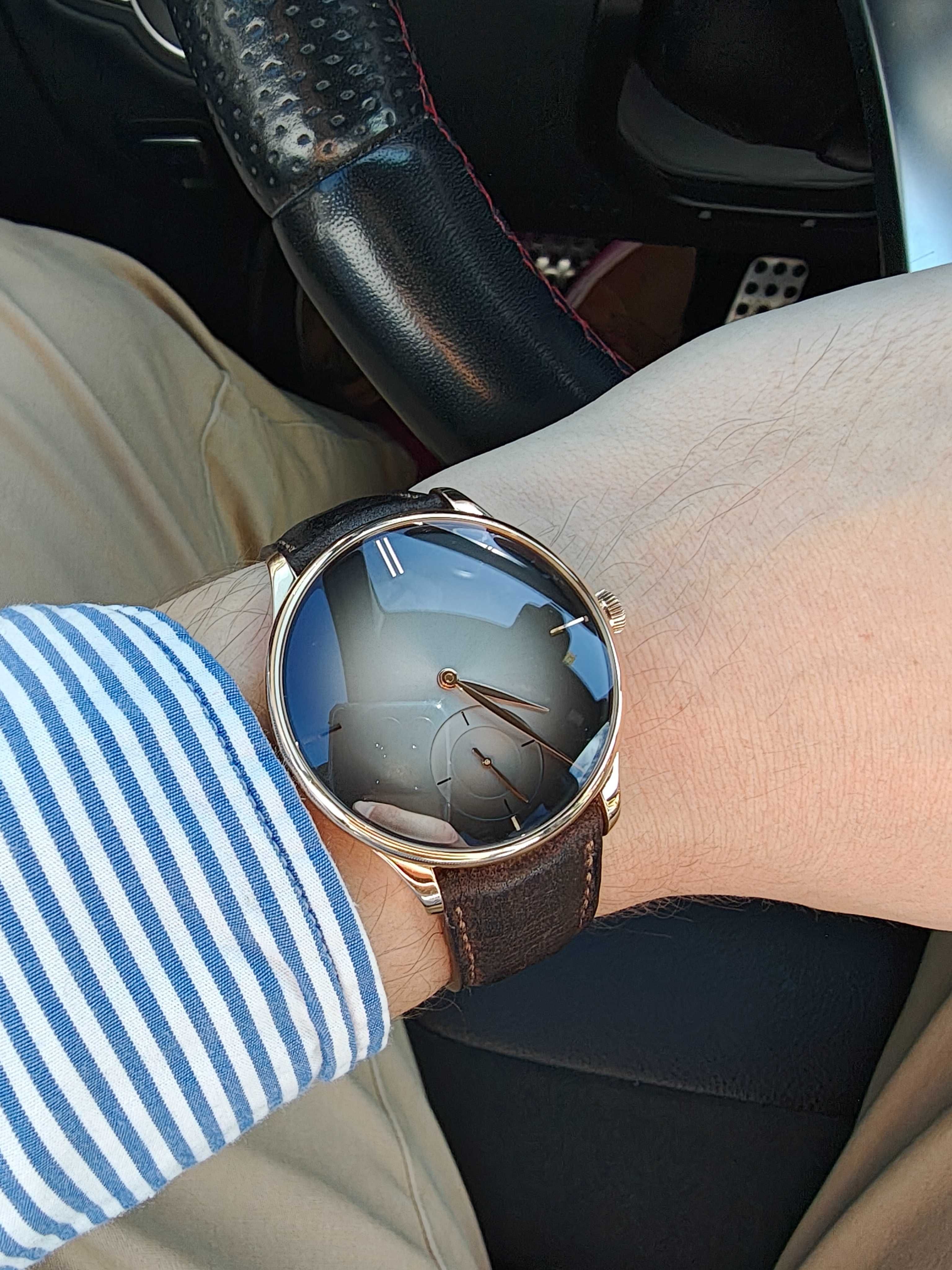 Zegarek Manualny H. Moser & Cie Venturer Small Seconds Limited Edition