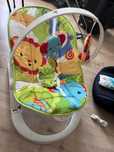 Lezaczek fisher price wibracje