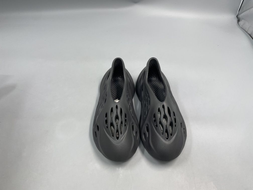 Yezzy Foam Runner