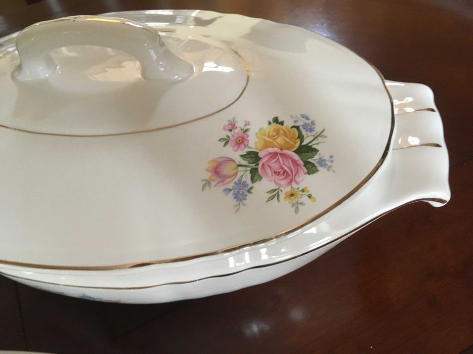 terrina, travessa e molheira loiça da fabrica de sacavém