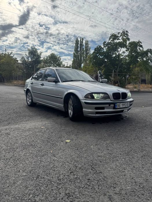 Продам автомобиль BMW e46