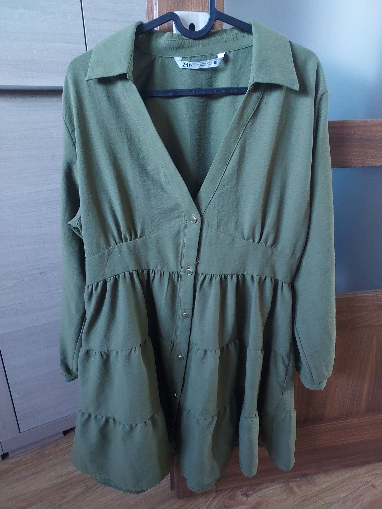 sukienka Zara khaki