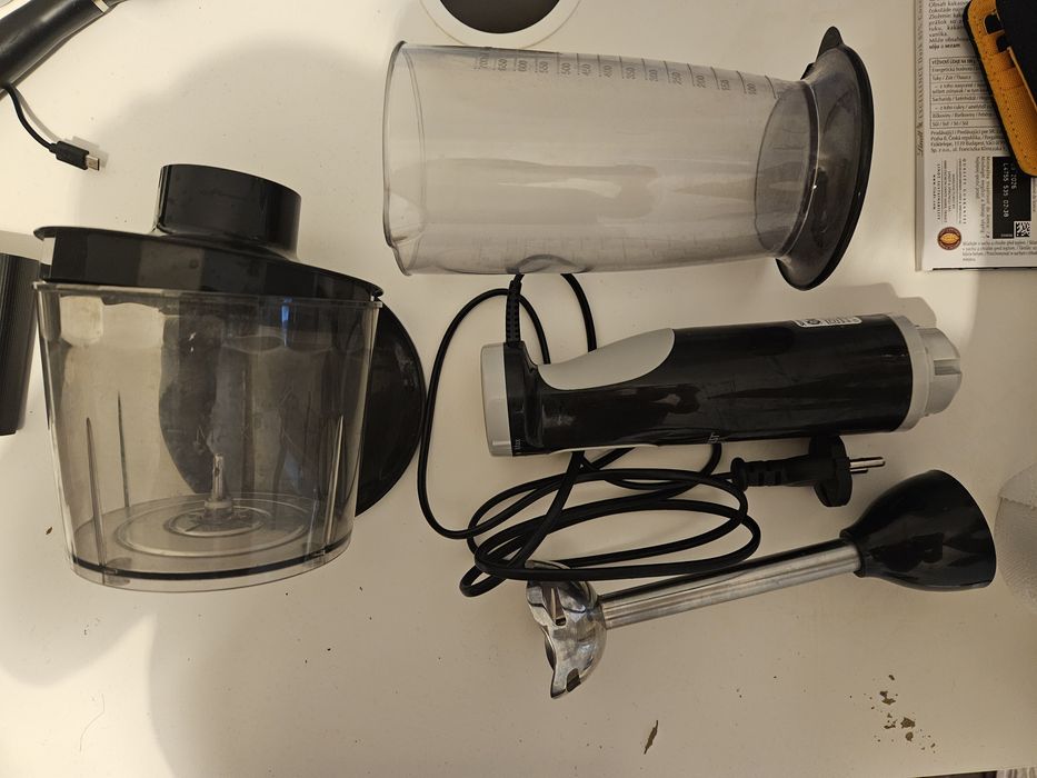 Blender Silver Crest