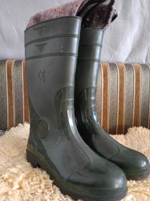 Сапоги резиновые мужские 44 р