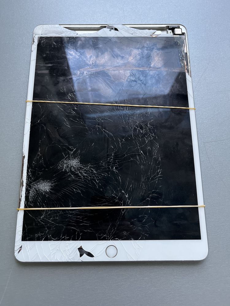 iPad A2152 на відновлення