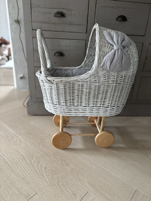 Wózek wiklinowo drewniany