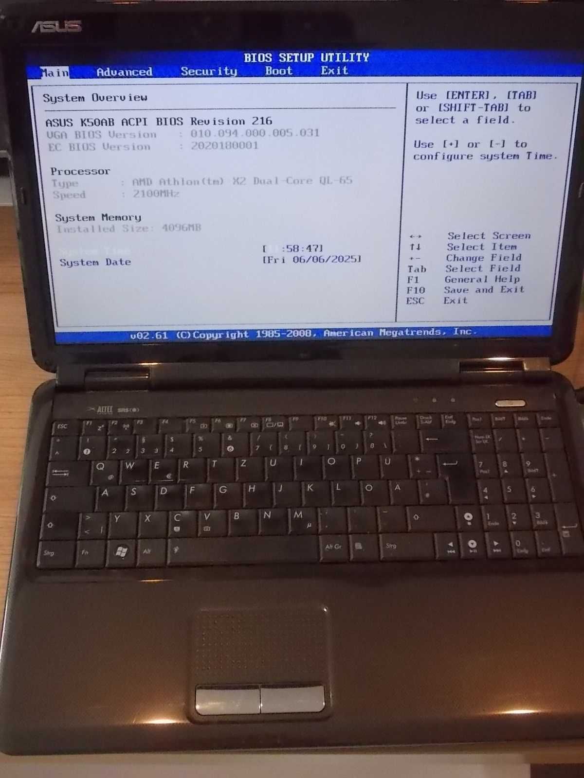 Asus X5DAB Athlon X2 4GB DDR3