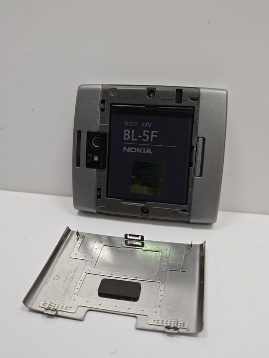 Nokia X5 /X5-01 , рідкісний слайдер Нокіа