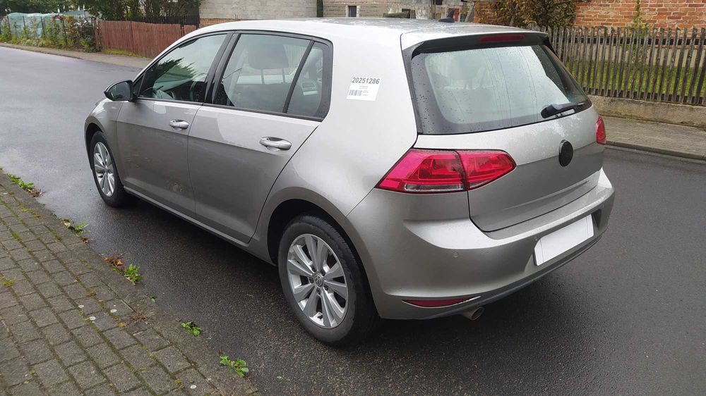 Golf VII 1.6TDI 110KM, 09.2015, navi, ładny stan