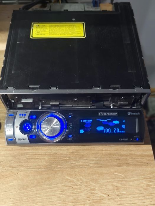 Radio samochodowe Pioneer DEH-P75BT