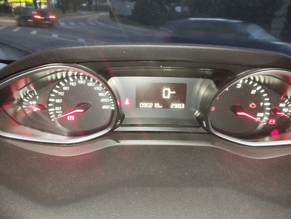 Peugeot 308 SW Preto