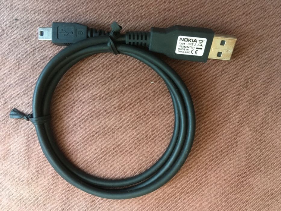Nowy oryginalny kabel USB do telefonu Nokia E51