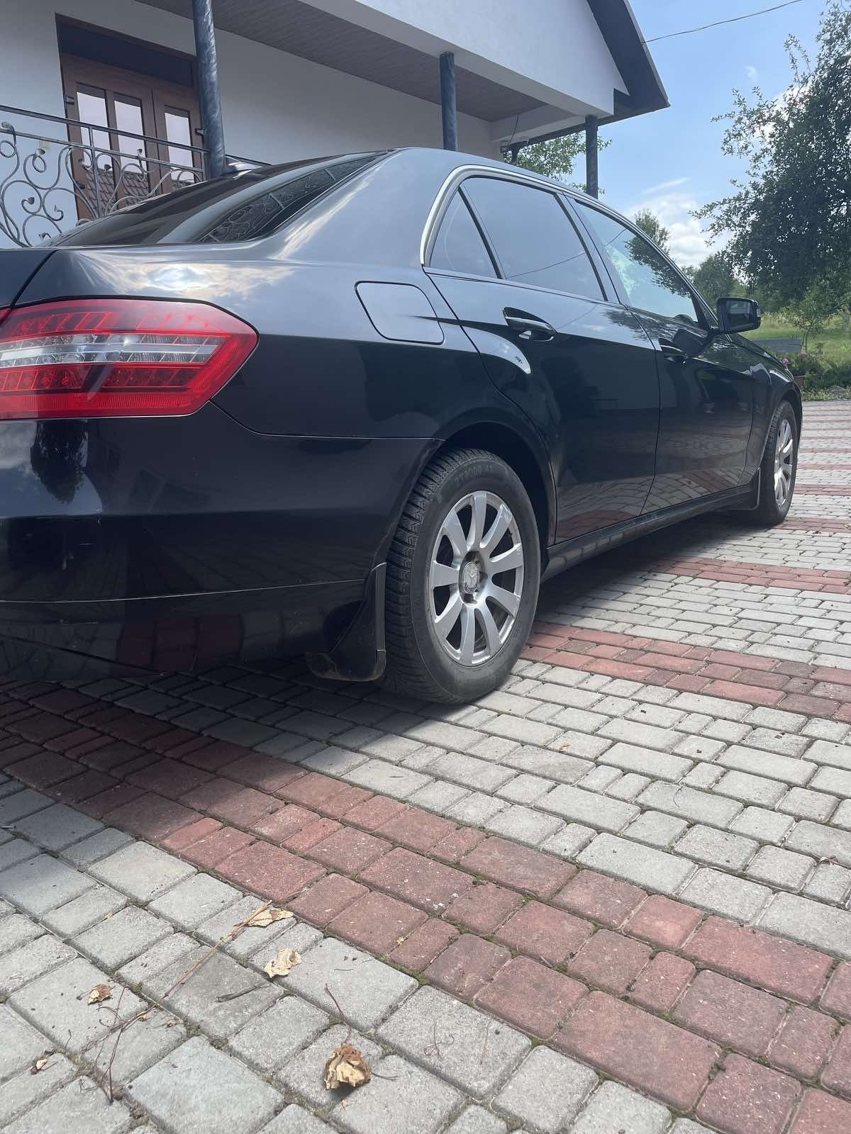 Продам мерседес w212