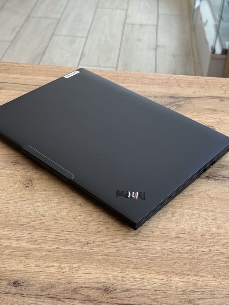 Lenovo thinkpad t14 gen 5  intel ultra 7/32/512 ( леново сінкпад т14 )
