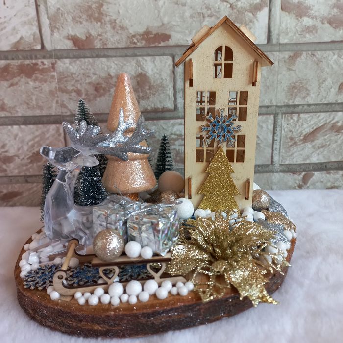 Dekoracja świąteczna-domek LED, choinki, renifer