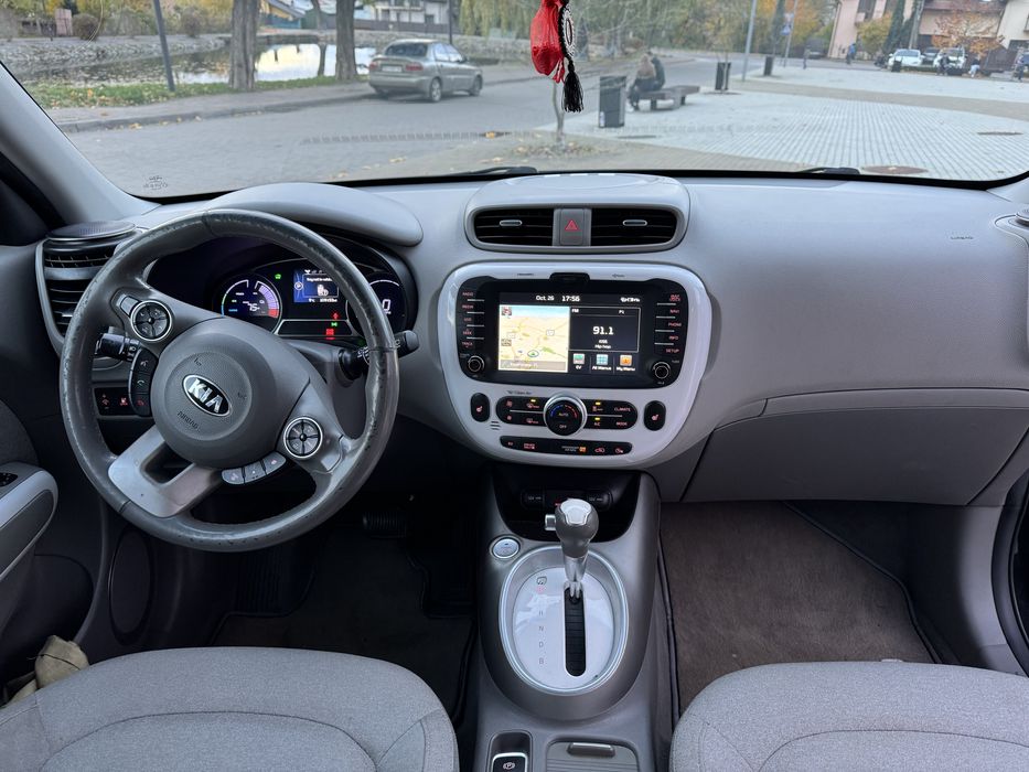 Кіа soul ev 2018 електро