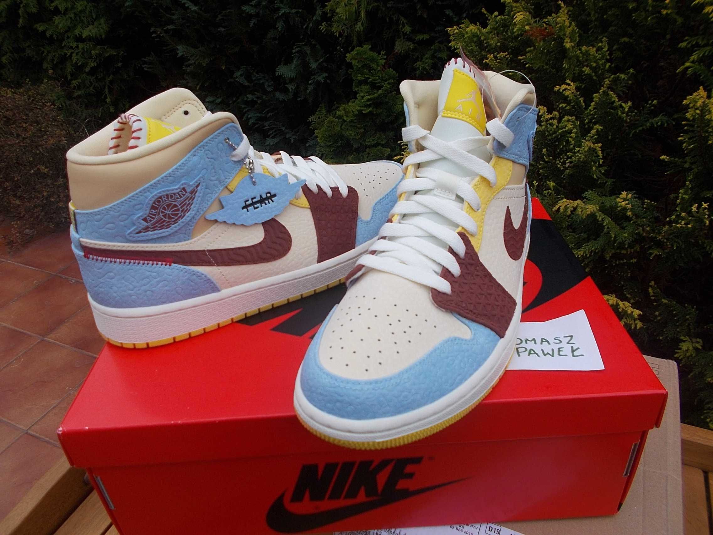 Eur 41) Nike JORDAN 1 Mid SE Fearless Maison Chateau Rouge CU2803,-200