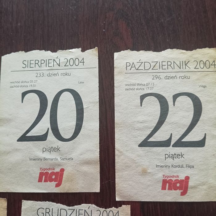 49. Kartki z kalendarza z 2004 - 7 sztuk