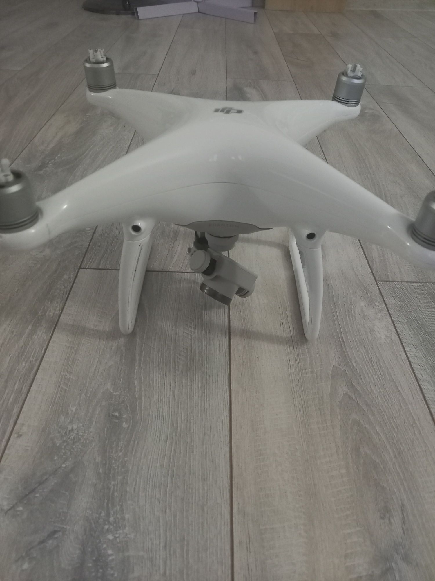 Dron standard Phantom 4
