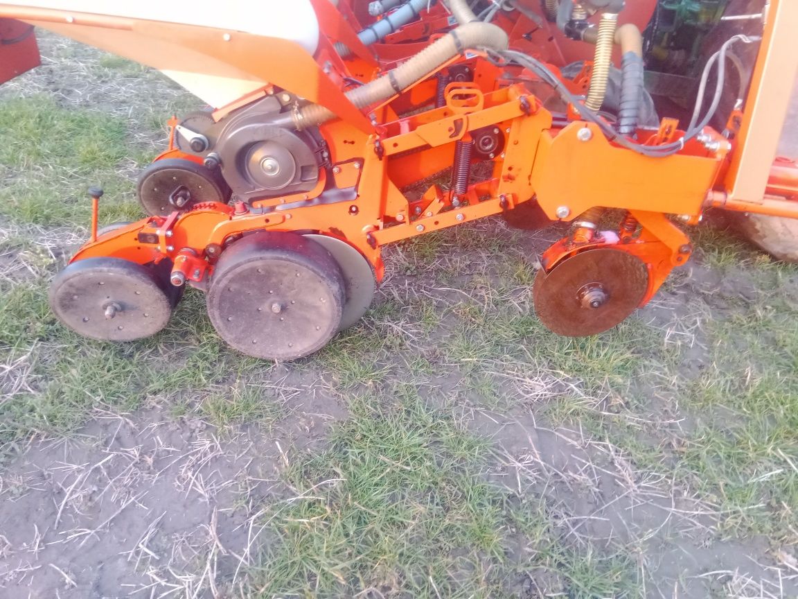 Siewnik Kuhn Maxima TS 6 + rampy