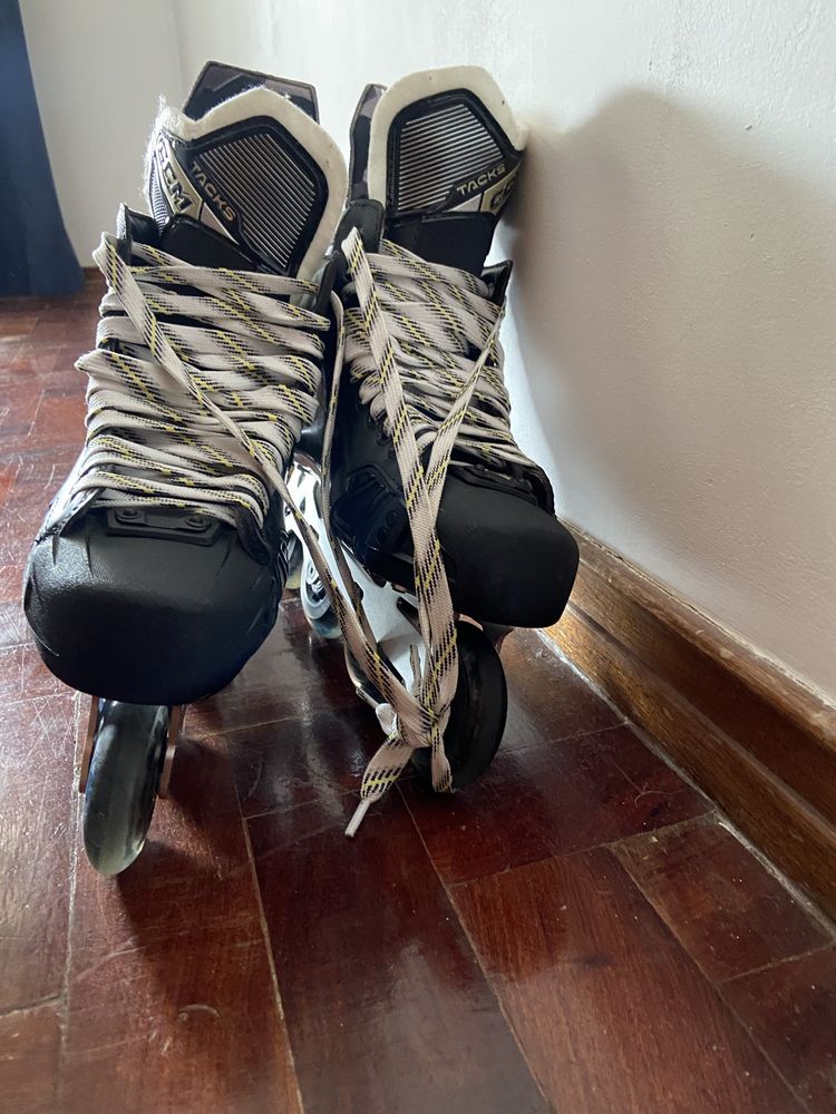 Proffecional CCM Tacks AS 570 Roller Skates Men (rolos)