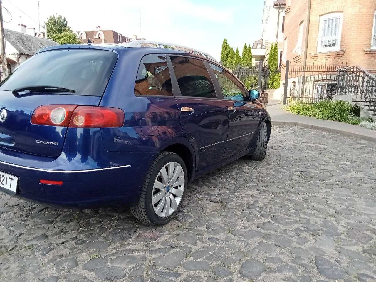 Fiat Croma 2 покоління