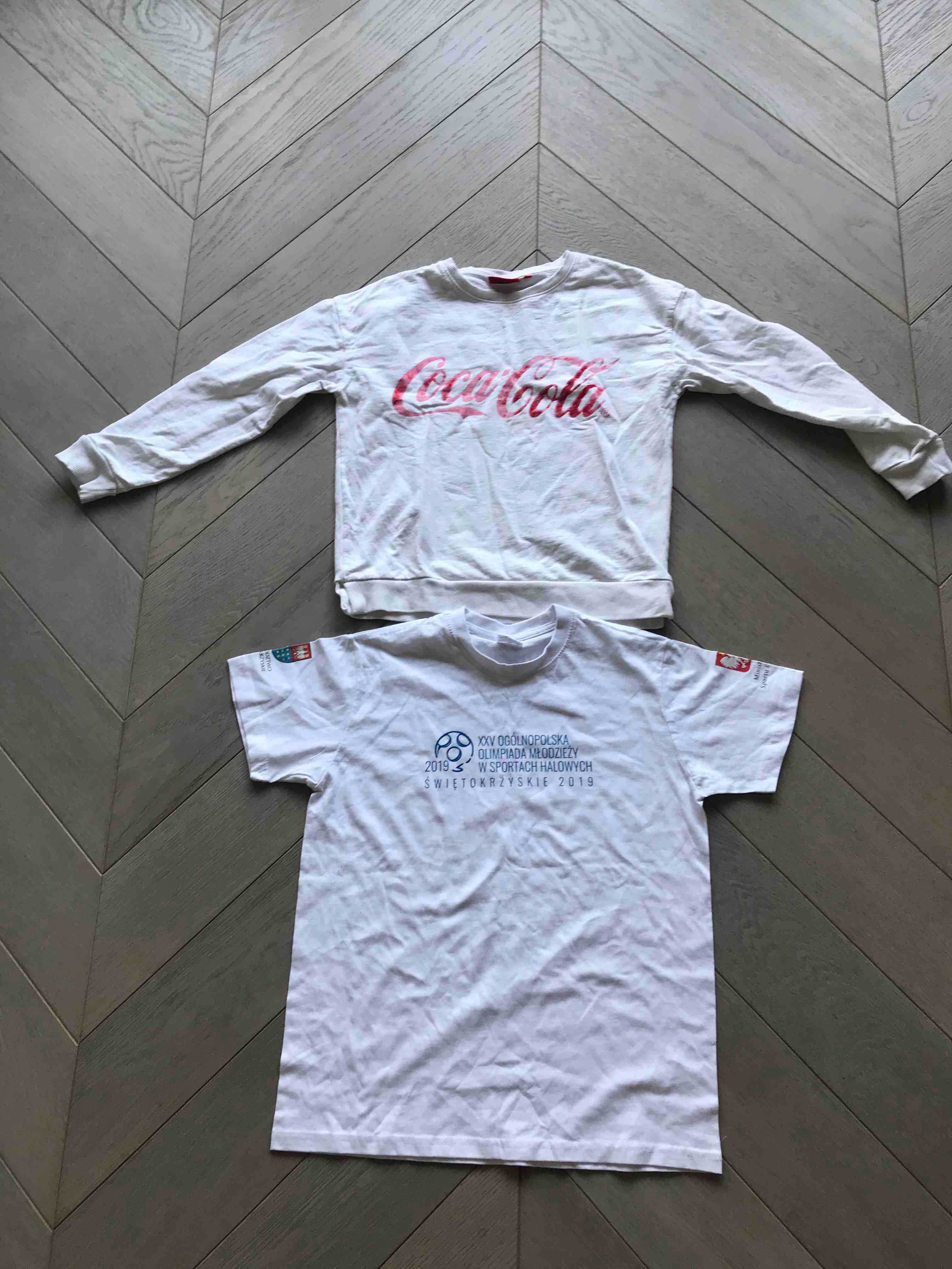 bluza z napisem coca-cola oraz koszulka