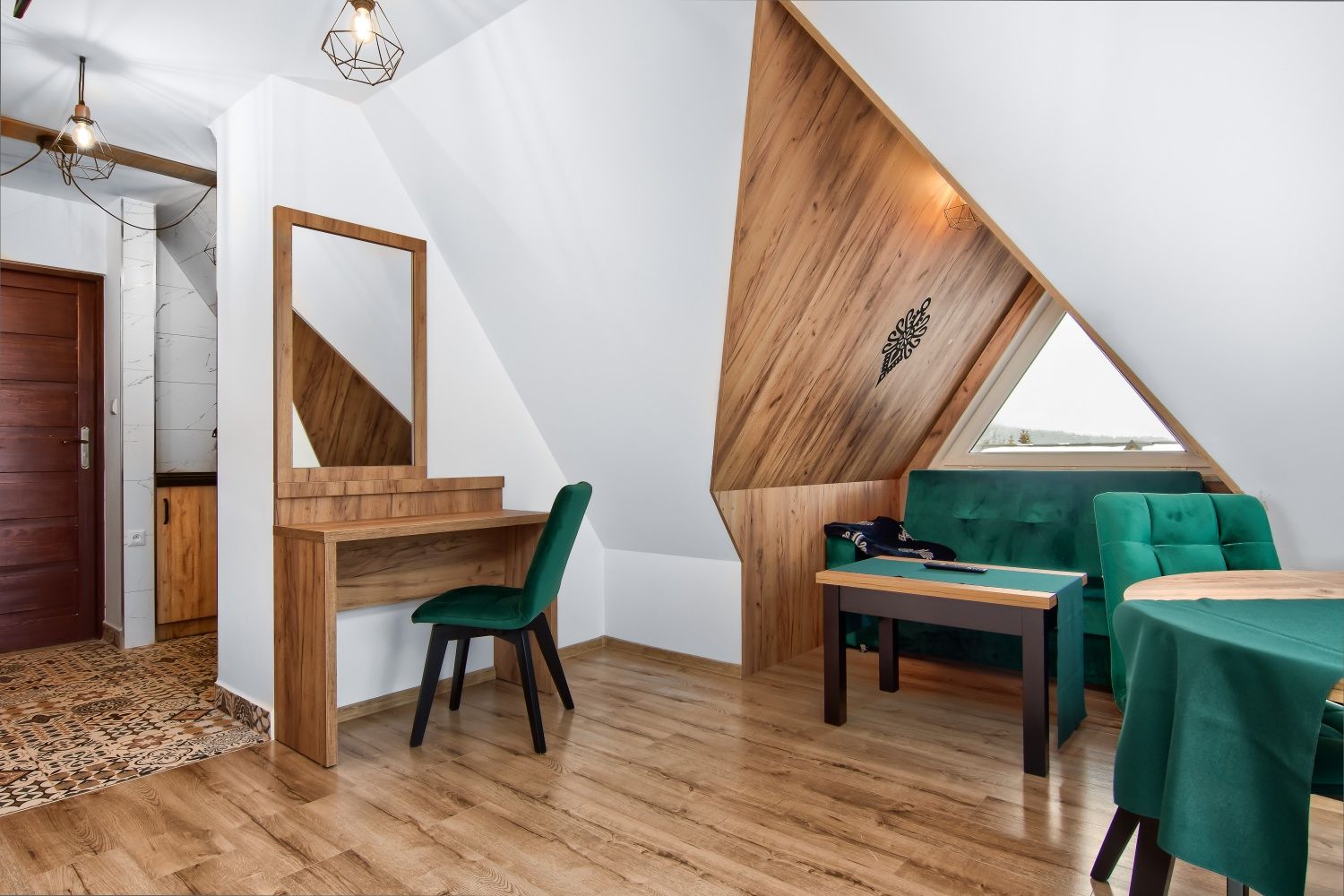 Apartament dwupokojowy z aneksem.  Balia. Sauna. Białka Tatrzańska