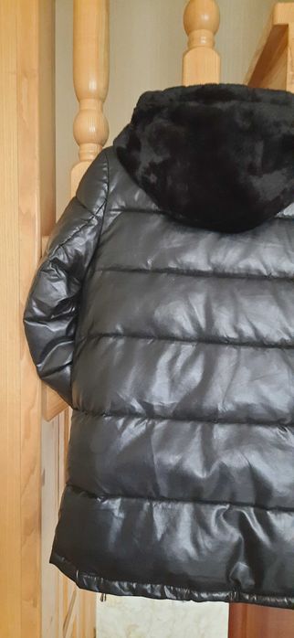 Жіноча куртка пальто демі