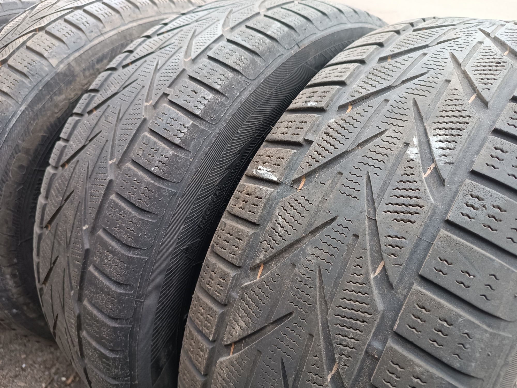 Комплект TOYO 225/55 R17