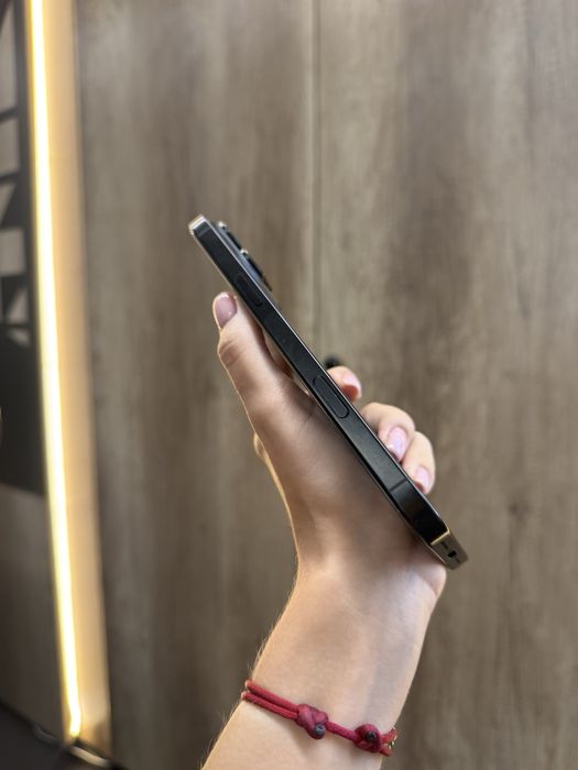 Used IPHONE 16Pro Max 512 Black Titanium Neverlock IGRAND