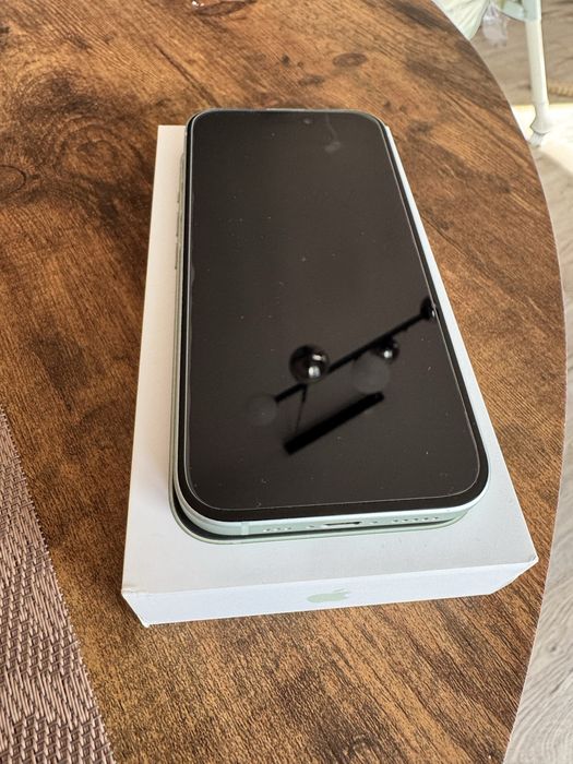 Iphone 15 128 gb idealny stan