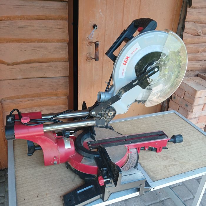 Пр торц пилу з протяж LEX LXCM305