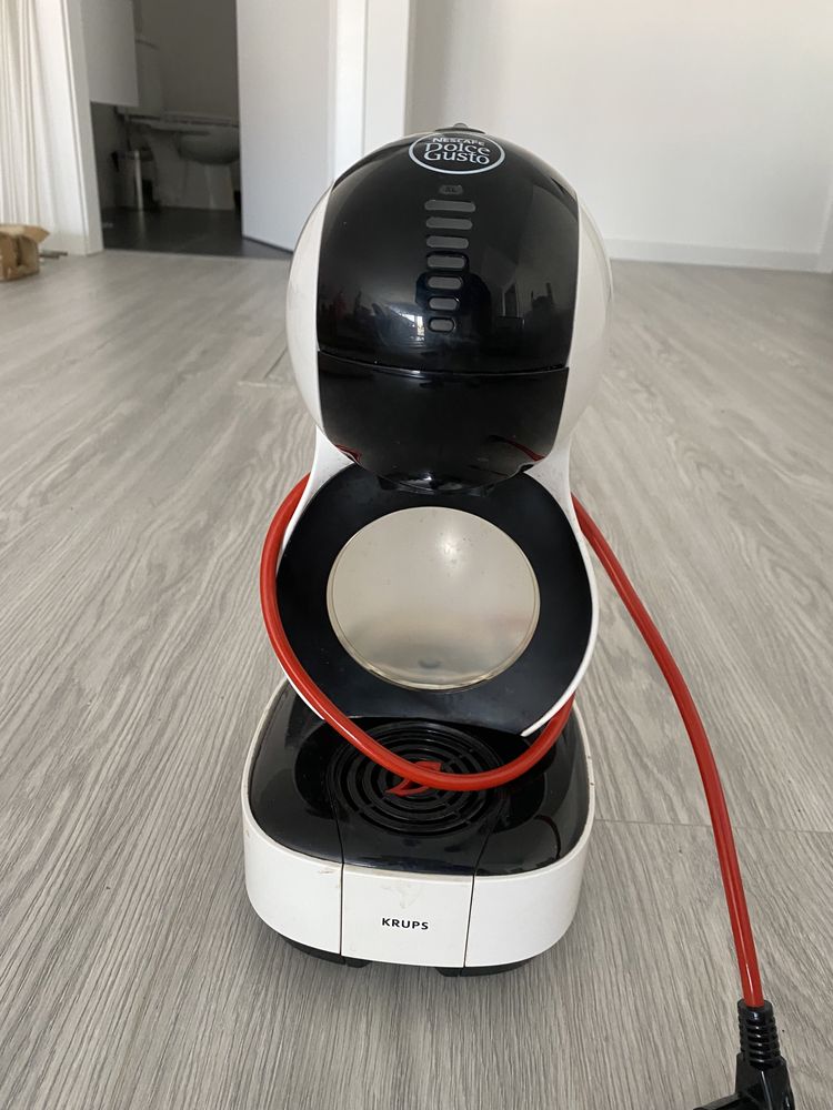 Máquina de café cápsulas dolce gusto krups