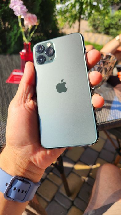 Позняки Apple iPhone 11 pro neverlock 64 Gb midnight green обміняю н