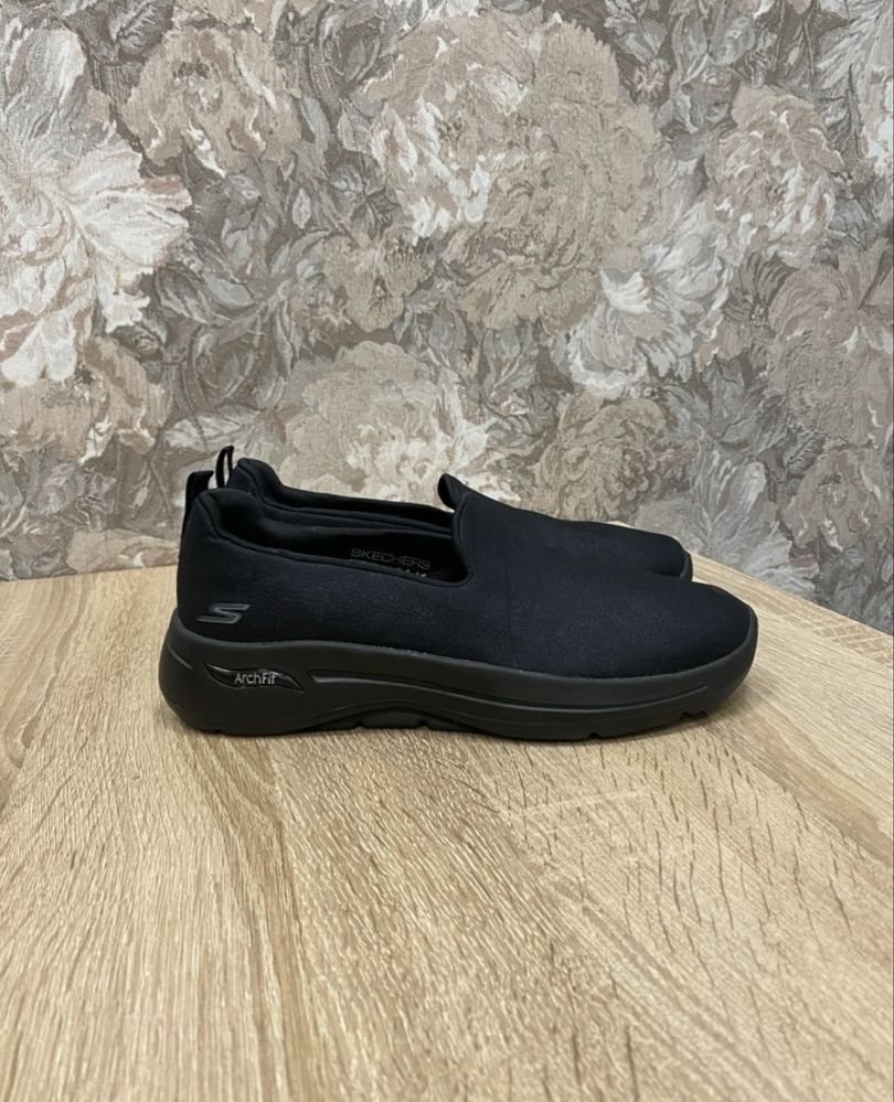 Skechers archfit р.37 мокасини сліпони кросівки