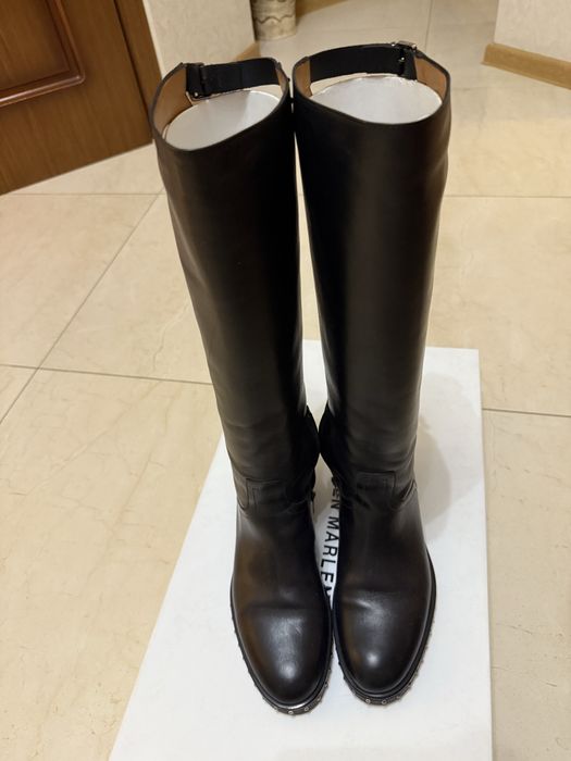 Продаю женскре кожаные сапоги HELEN MARLEN