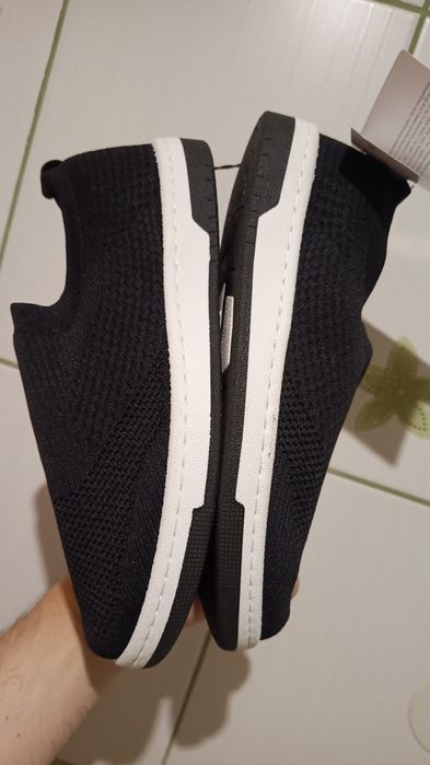 Clevé  NOWE Męskie przewiewne wsuwane sneakersy / mokasyny,  42/27 cm