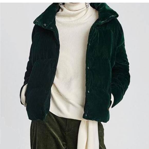 Продам куртку від Zara