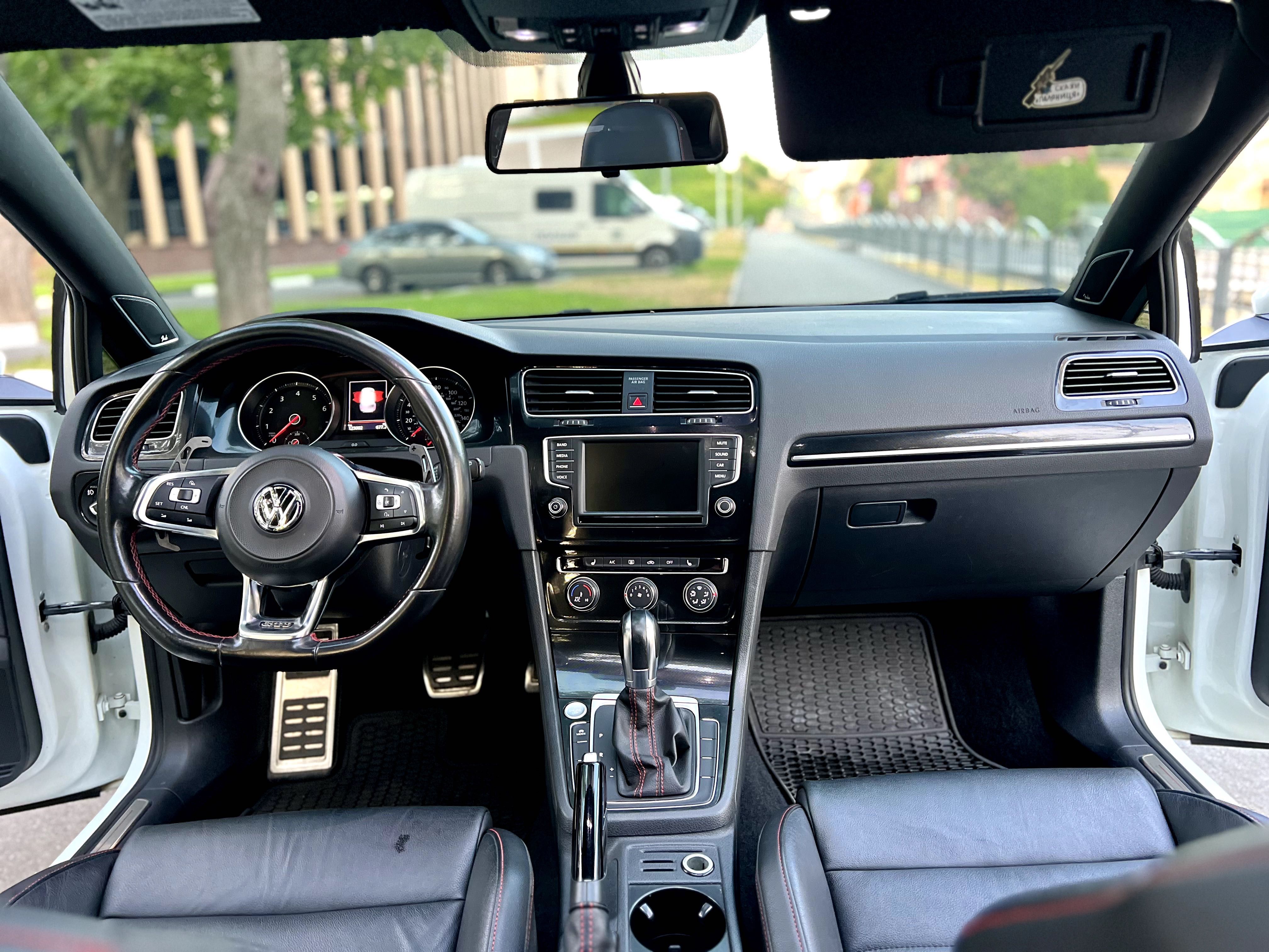 Volkswagen Golf 7  GTI Performance