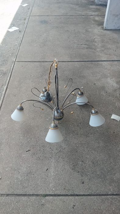 Candeeiro de teto médio