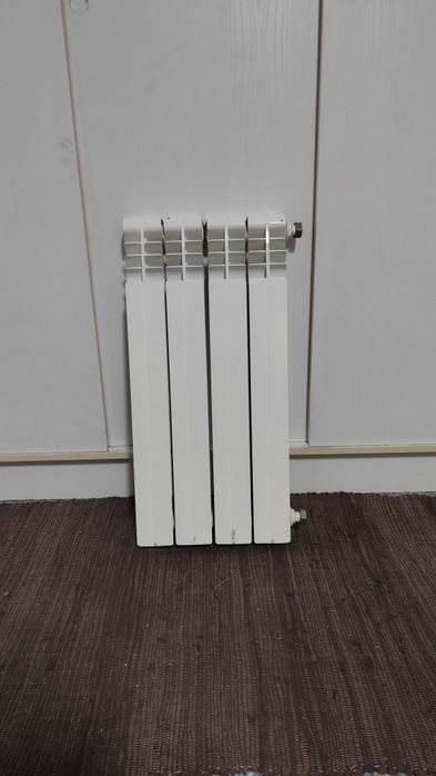 Radiadore aquecimento central marca Roca