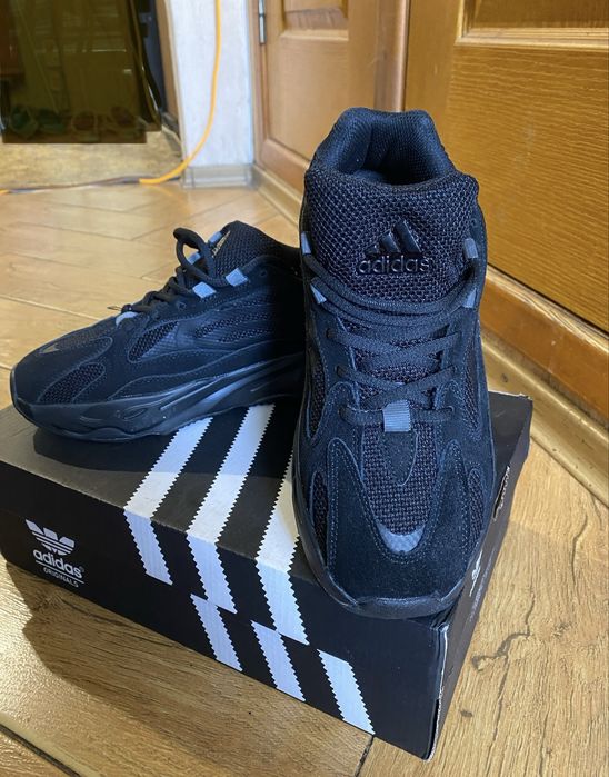 Кроссовки Adidas, НОВЫЕ, 38 р. - 1250 грн.